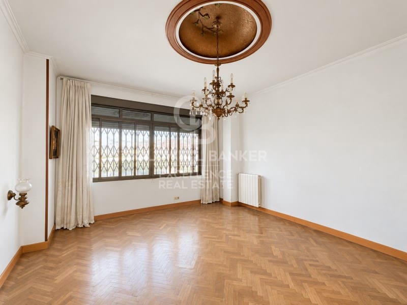 4 Zimmer Wohnung zu verkaufen in Valencia Stadt - 465.000 € (Ref: 10102229)