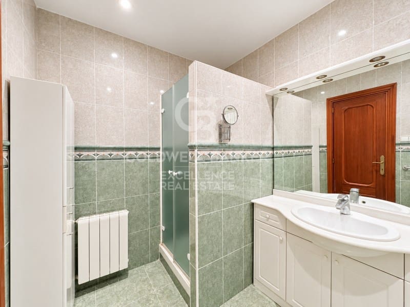 4 Zimmer Wohnung zu verkaufen in Valencia Stadt - 465.000 € (Ref: 10102229)