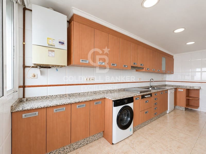 4 Zimmer Wohnung zu verkaufen in Valencia Stadt - 465.000 € (Ref: 10102229)