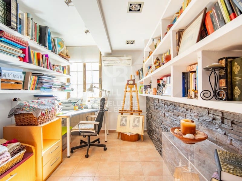 3 bedroom Apartment for sale in Valencia city - € 590,000 (Ref: 9402181)