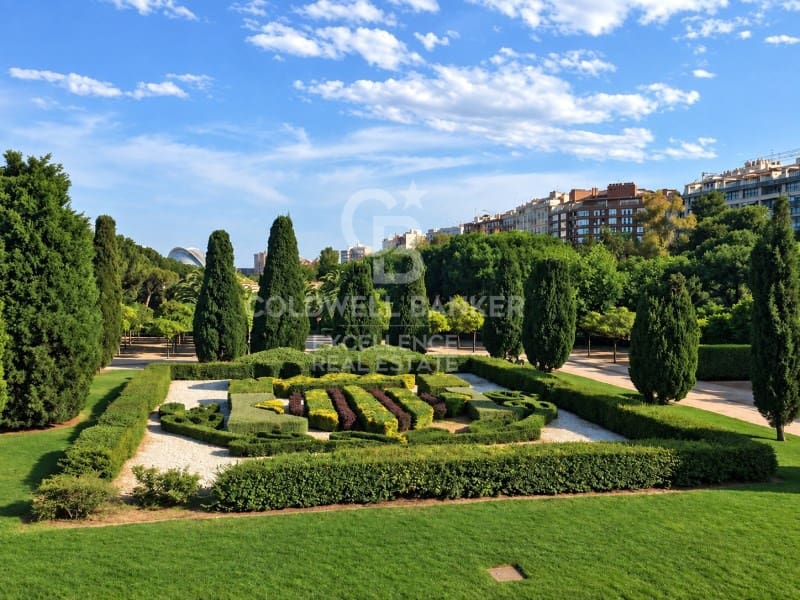 Apartamento de 3 habitaciones en València ciudad en venta - 590.000 € (Ref: 9402181)