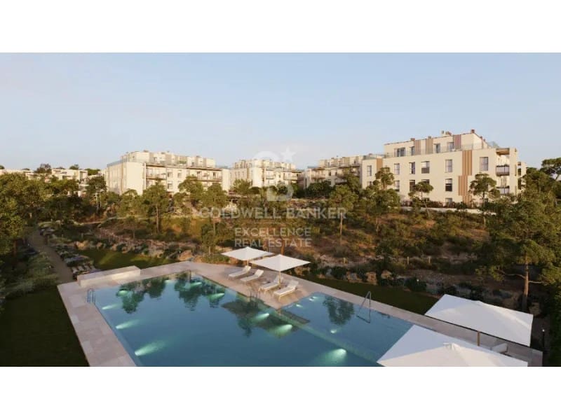 Flat te koop in Campolivar met zwembad garage - € 369.000 (Ref: 9402183)