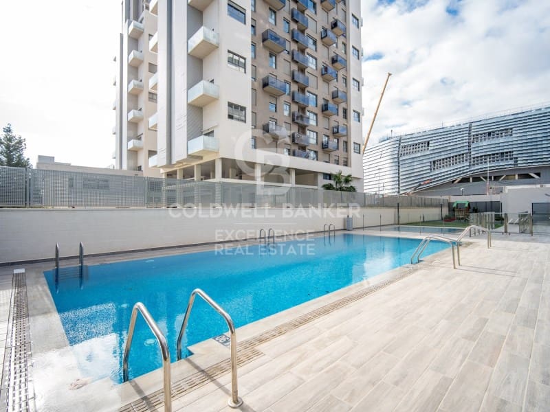 3 sypialnia Mieszkanie na sprzedaż w Miasto Walencja z basenem garażem - 730 000 € (Ref: 9402187)