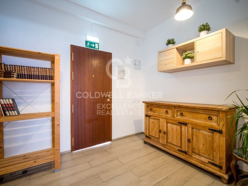 10 bedroom Hotel for sale in Paterna with pool - € 950,000 (Ref: 9402188)