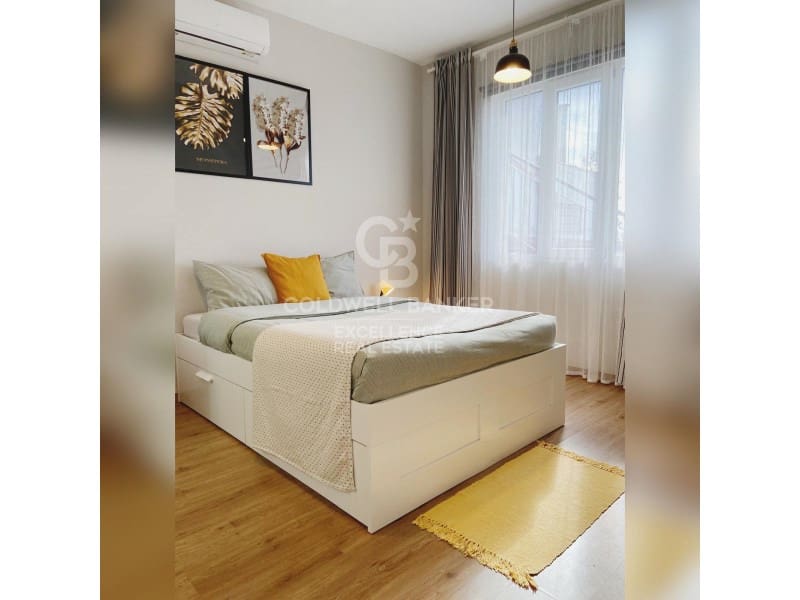 10 bedroom Hotel for sale in Paterna with pool - € 950,000 (Ref: 9402188)