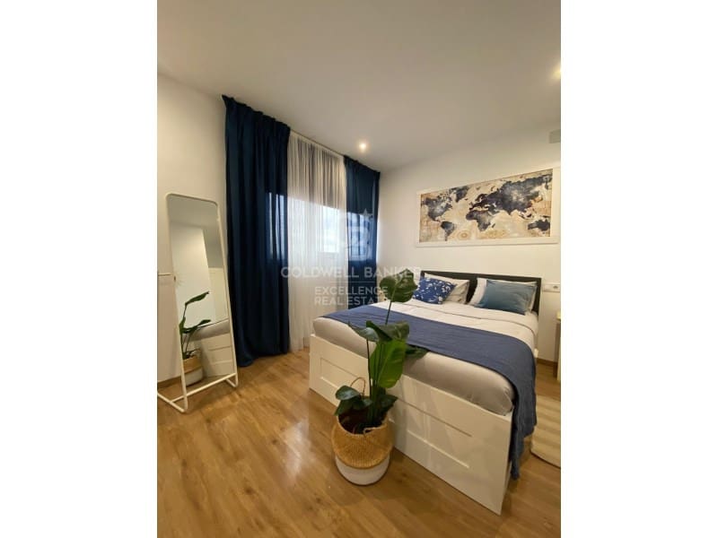 10 bedroom Hotel for sale in Paterna with pool - € 950,000 (Ref: 9402188)