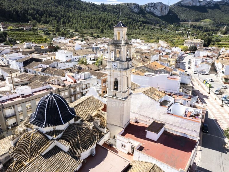 5 bedroom Townhouse for sale in Xeresa - € 250,000 (Ref: 9402190)