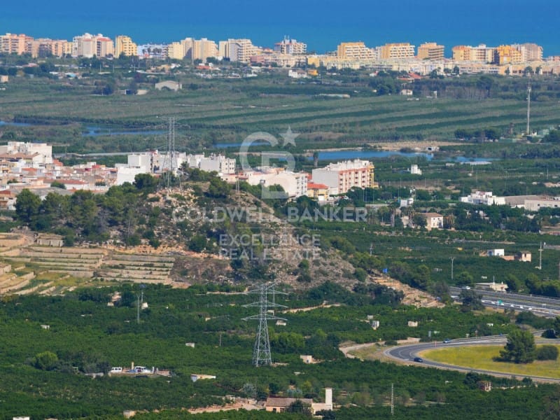 5 bedroom Townhouse for sale in Xeresa - € 250,000 (Ref: 9402190)