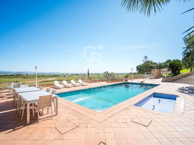 6 soverom Villa til salgs i Chiva med svømmebasseng garasje - € 749 000 (Ref: 9402192)