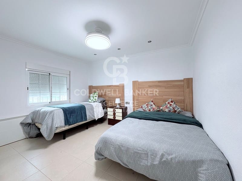 7 quarto Moradia para venda em Riba-roja de Turia com piscina - 400 000 € (Ref: 9402193)