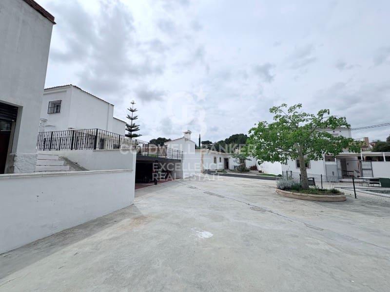 7 quarto Moradia para venda em Riba-roja de Turia com piscina - 400 000 € (Ref: 9402193)