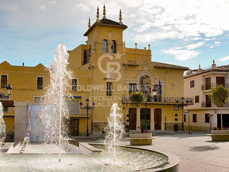 7 quarto Moradia para venda em Riba-roja de Turia com piscina - 400 000 € (Ref: 9402193)