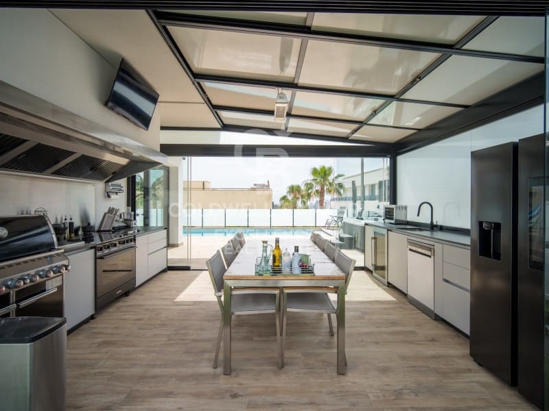 4 chambre Villa/Maison à vendre à Calpe / Calp avec piscine garage - 1 300 000 € (Ref: 9402194)