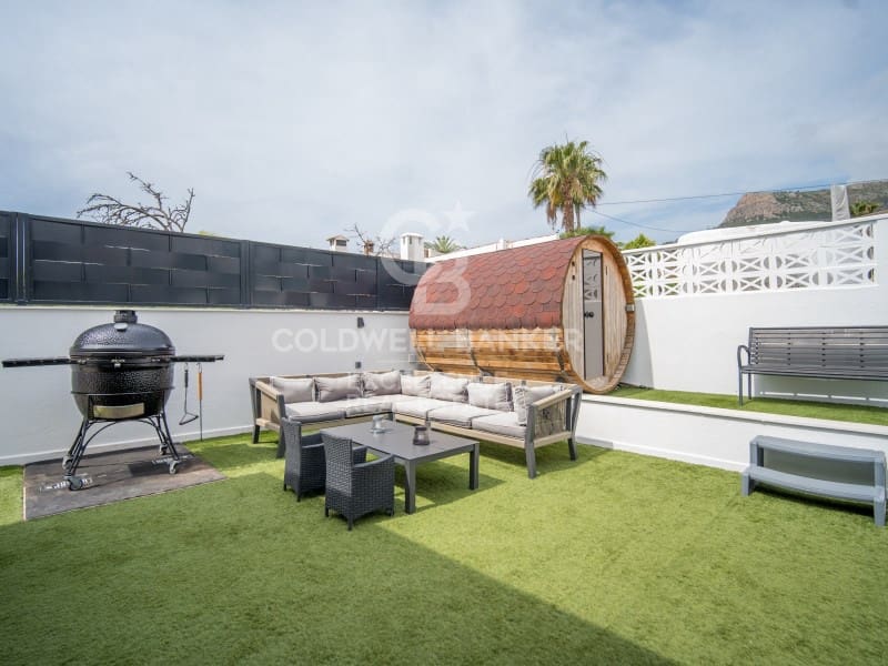 4 chambre Villa/Maison à vendre à Calpe / Calp avec piscine garage - 1 300 000 € (Ref: 9402194)