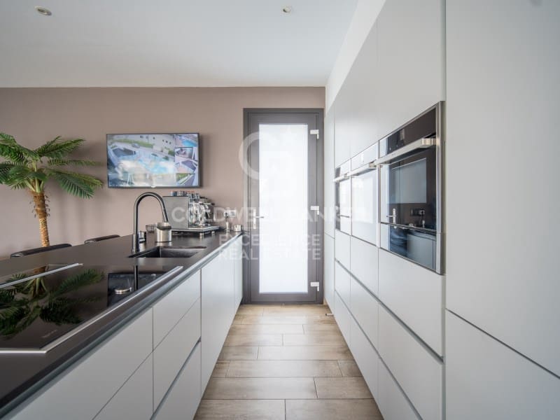 4 chambre Villa/Maison à vendre à Calpe / Calp avec piscine garage - 1 300 000 € (Ref: 9402194)