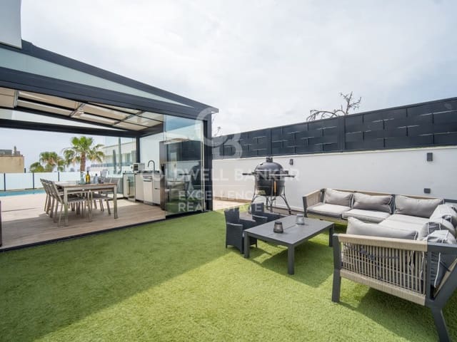 Chalet de 4 habitaciones en Gargasindi, Calpe / Calp en venta con piscina garaje - 1.300.000 € (Ref: 9402194)