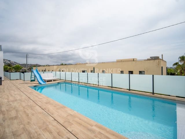 Chalet de 4 habitaciones en Gargasindi, Calpe / Calp en venta con piscina garaje - 1.300.000 € (Ref: 9402194)