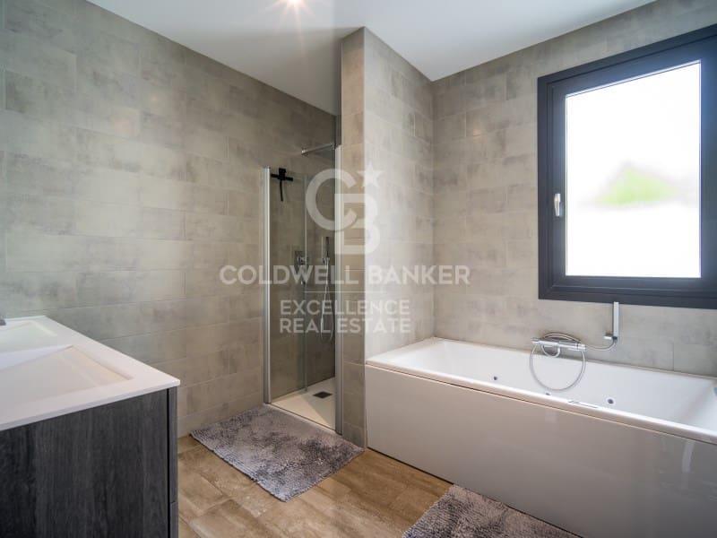 4 chambre Villa/Maison à vendre à Calpe / Calp avec piscine garage - 1 300 000 € (Ref: 9402194)