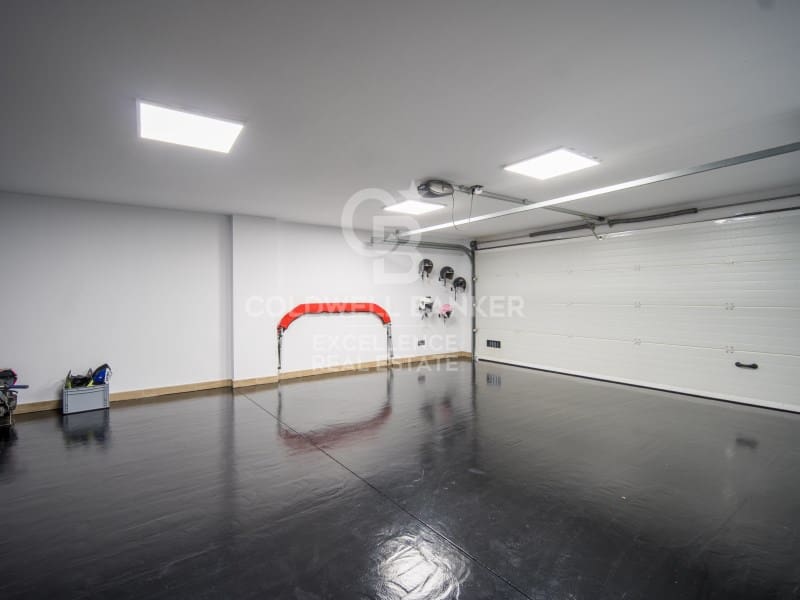 4 chambre Villa/Maison à vendre à Calpe / Calp avec piscine garage - 1 300 000 € (Ref: 9402194)