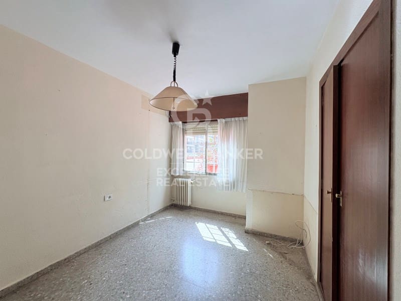 Piso de 4 habitaciones en València ciudad en venta con garaje - 595.000 € (Ref: 9402196)
