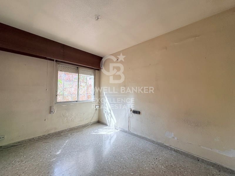 Piso de 4 habitaciones en València ciudad en venta con garaje - 595.000 € (Ref: 9402196)
