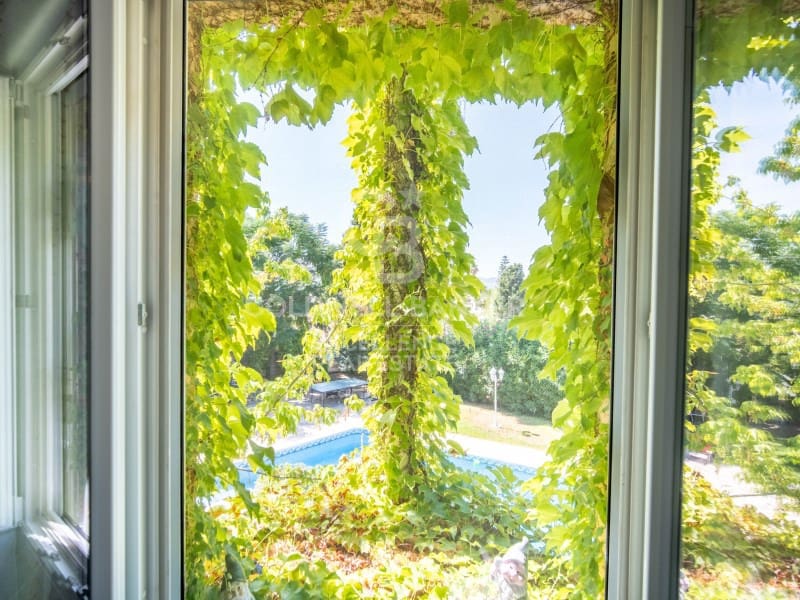 7 Zimmer Villa zu verkaufen in Riba-roja de Turia mit Pool Garage - 645.000 € (Ref: 9402197)