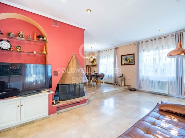 7 quarto Moradia para venda em Riba-roja de Túria com piscina garagem - 645 000 € (Ref: 9402197)