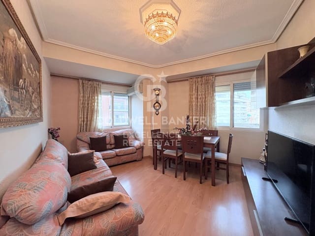 3 bedroom Apartment for sale in Exposicio, Valencia city - € 480,000 (Ref: 9402199)