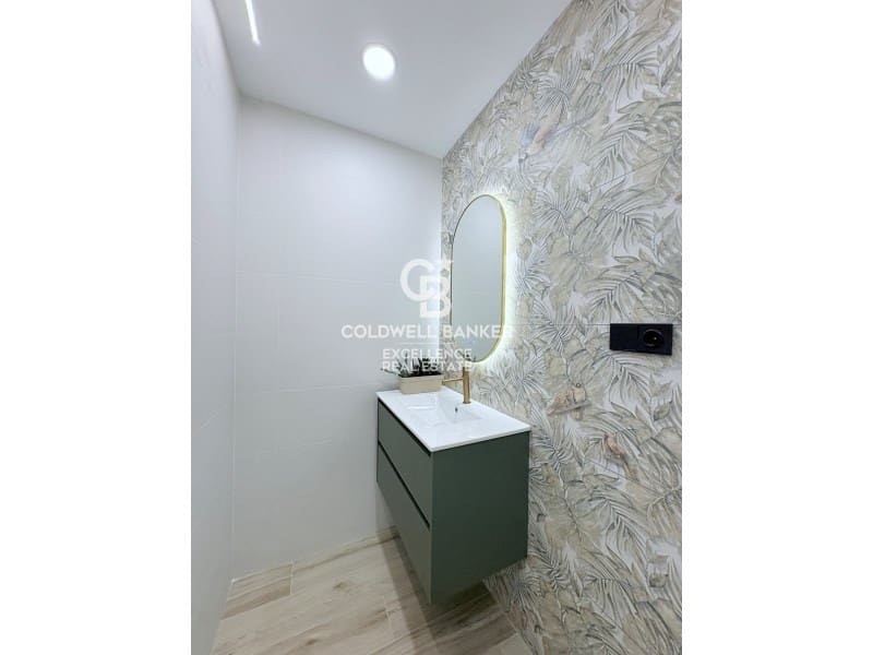 3 bedroom Flat for sale in Valencia city - € 310,000 (Ref: 9402200)