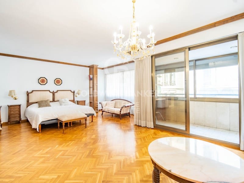 5 soveværelse Lejlighed til salg i Valencia by med garage - € 2.100.000 (Ref: 9402201)