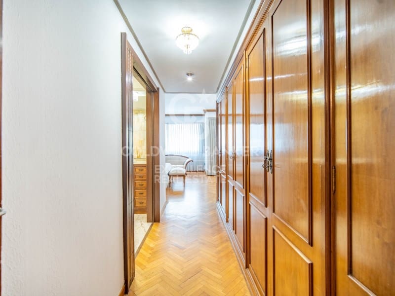 5 soveværelse Lejlighed til salg i Valencia by med garage - € 2.100.000 (Ref: 9402201)