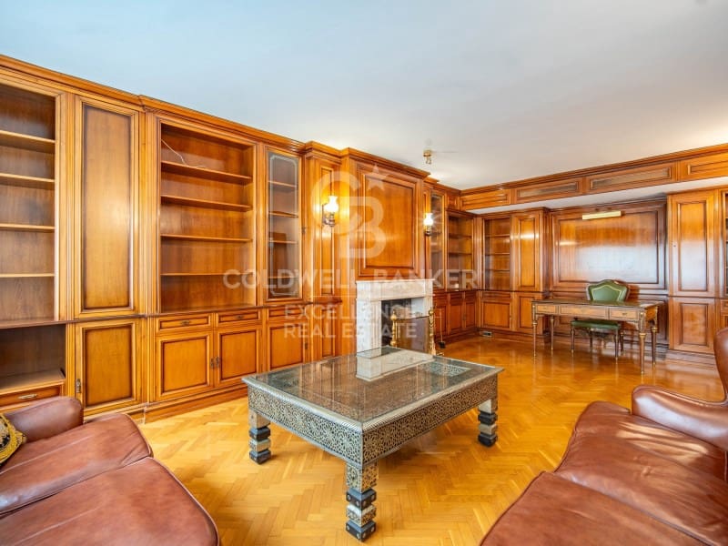 5 soveværelse Lejlighed til salg i Valencia by med garage - € 2.100.000 (Ref: 9402201)