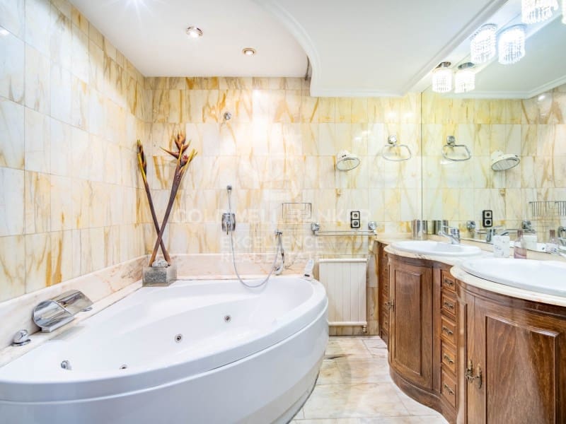 5 soveværelse Lejlighed til salg i Valencia by med garage - € 2.100.000 (Ref: 9402201)