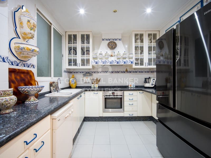 4 chambre Appartement à vendre à Valence ville - 850 000 € (Ref: 9402202)