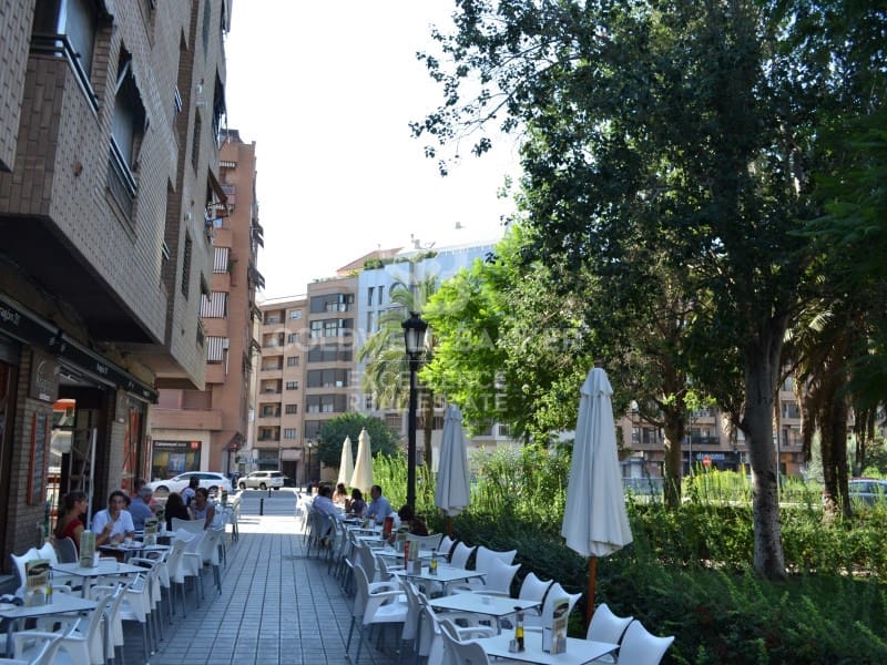 3 sypialnia Mieszkanie na sprzedaż w Miasto Walencja - 650 000 € (Ref: 9402203)