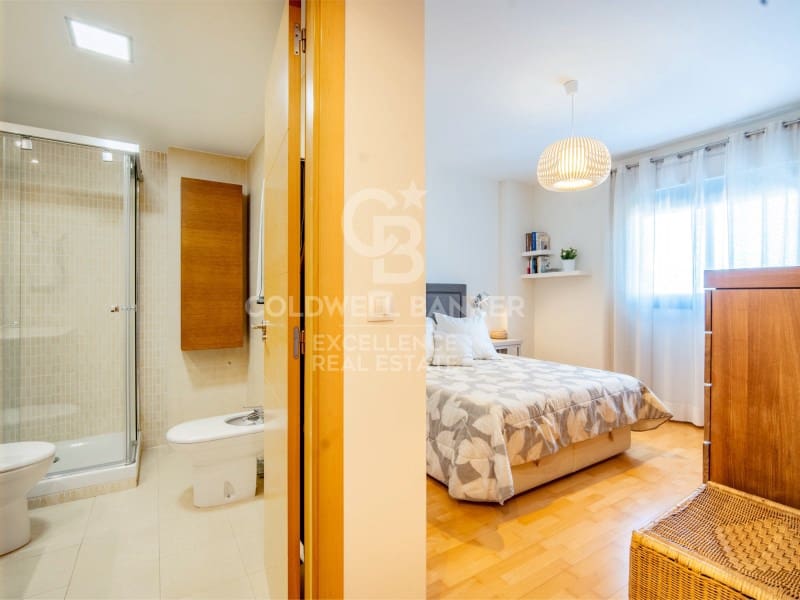 4 bedroom Flat for sale in Valencia city with garage - € 640,000 (Ref: 9452166)
