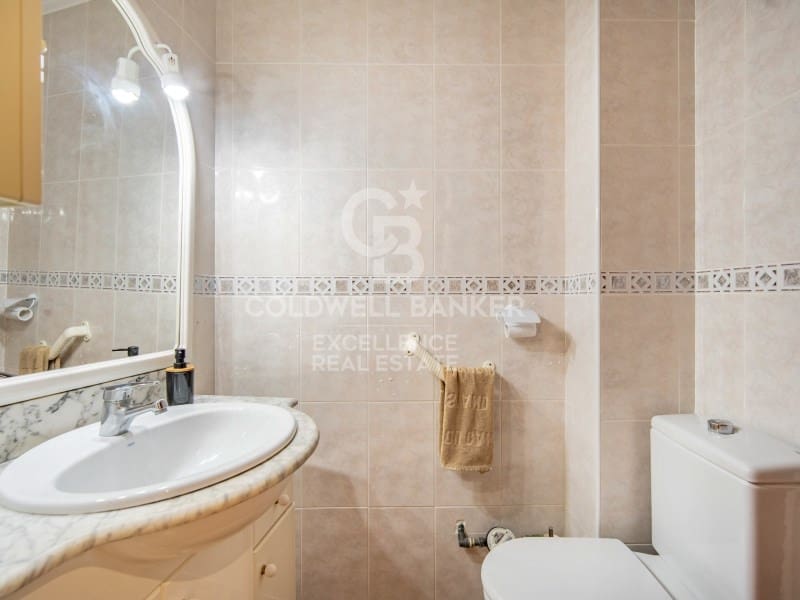 4 bedroom Flat for sale in Valencia city with garage - € 530,000 (Ref: 9482082)