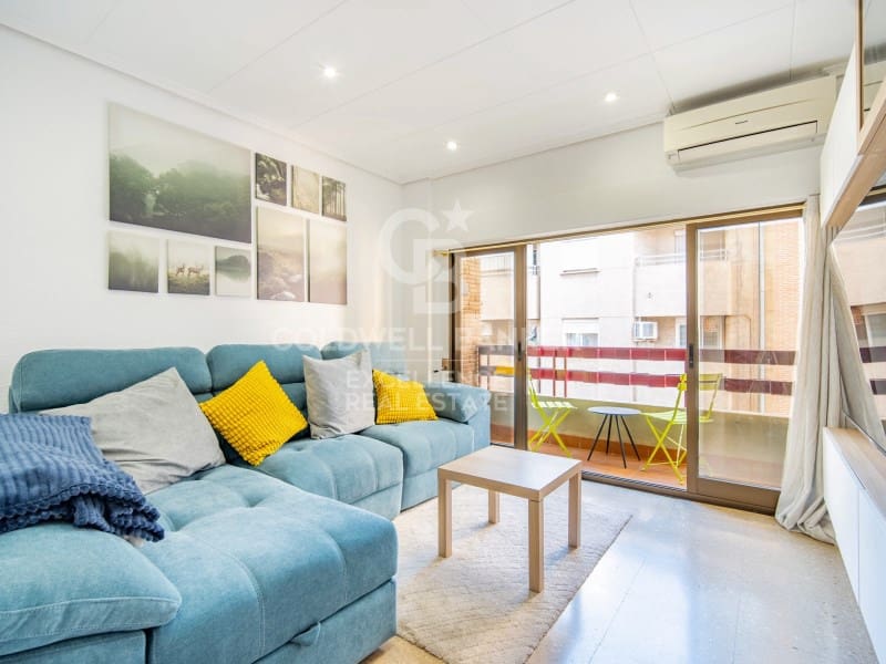 4 bedroom Flat for sale in Valencia city with garage - € 530,000 (Ref: 9482082)