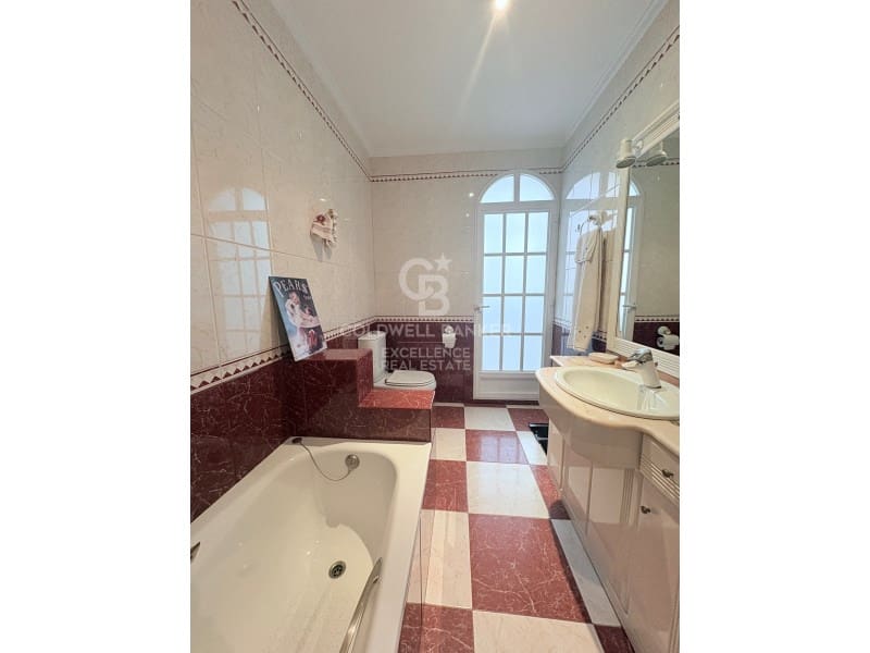 4 slaapkamer Penthouse te koop in Valencia stad - € 1.200.000 (Ref: 9485226)