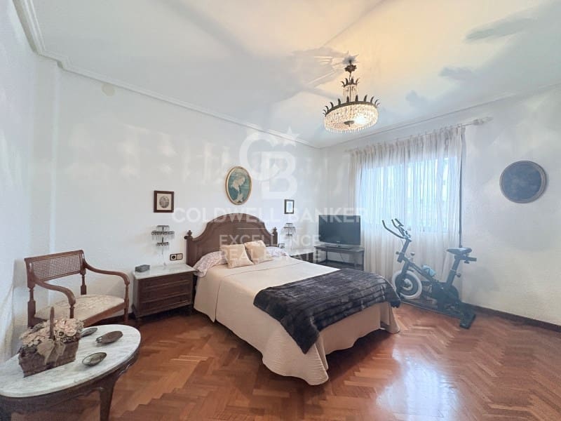 4 slaapkamer Penthouse te koop in Valencia stad - € 1.200.000 (Ref: 9485226)