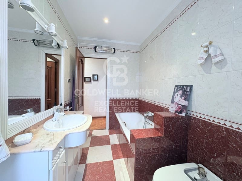 4 slaapkamer Penthouse te koop in Valencia stad - € 1.200.000 (Ref: 9485226)