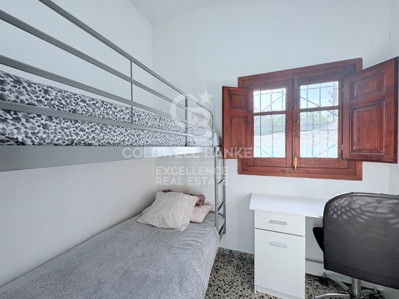 Finca/Casa Rural de 3 habitaciones en Moncada en venta con piscina - 170.000 € (Ref: 9502434)