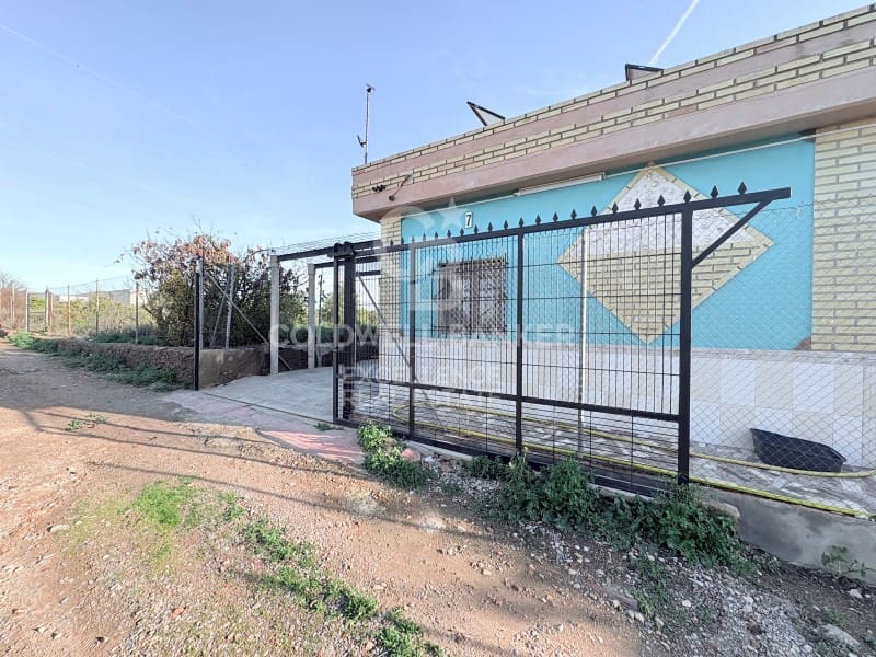 Finca/Casa Rural de 3 habitaciones en Moncada en venta con piscina - 170.000 € (Ref: 9502434)