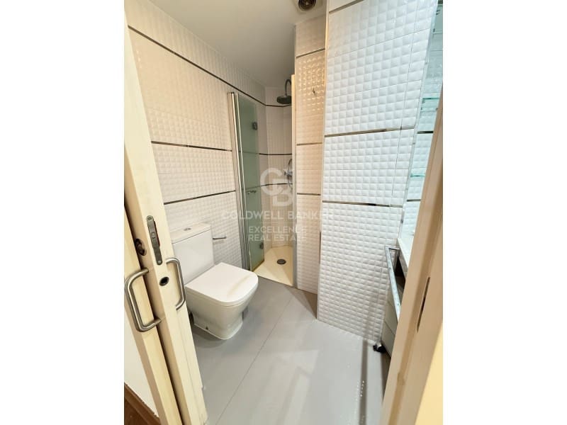 3 quarto Apartamento para arrendar em Valencia cidade com garagem - 2 100 € (Ref: 9504689)