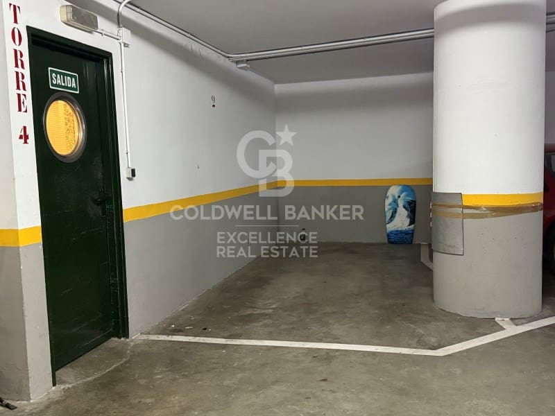 3 quarto Apartamento para arrendar em Valencia cidade com garagem - 2 100 € (Ref: 9504689)