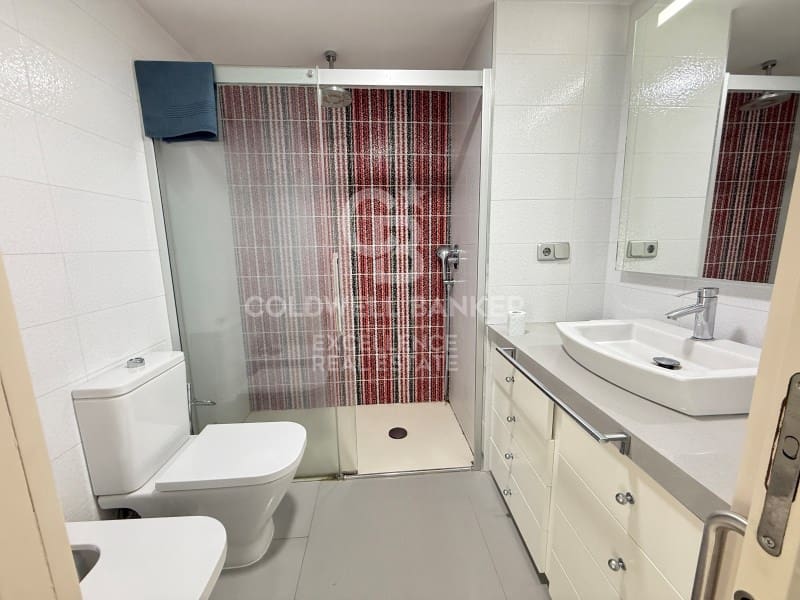 3 quarto Apartamento para arrendar em Valencia cidade com garagem - 2 100 € (Ref: 9504689)