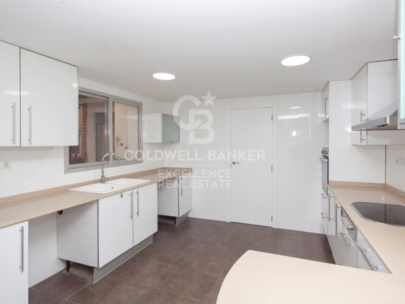 4 camera da letto Appartamento in vendita in Valencia citta con garage - 660.000 € (Rif: 9519016)