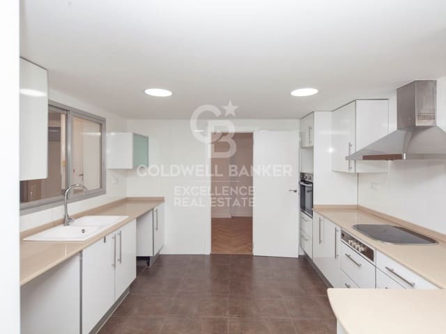 4 bedroom Flat for sale in La Petxina, Valencia city with garage - € 625,000 (Ref: 9519016)