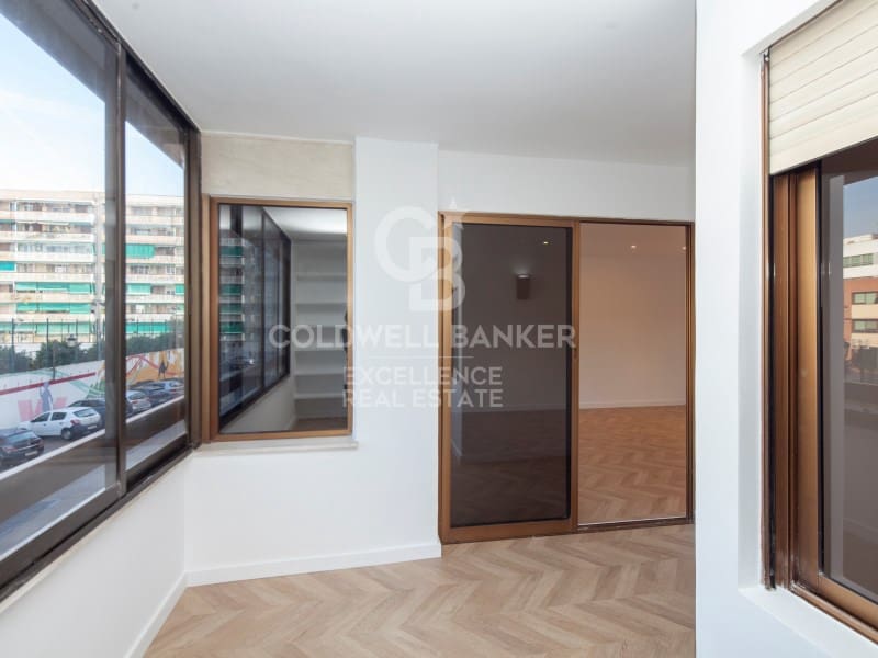 Piso de 4 habitaciones en València ciudad en venta con garaje - 625.000 € (Ref: 9519016)