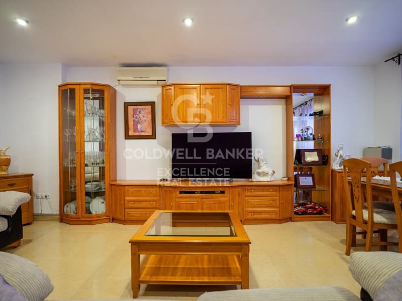 5 camera da letto Casa in vendita in Castello de la Plana - 250.000 € (Rif: 9543427)